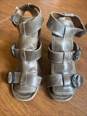 Fly London(fly girl) sandals